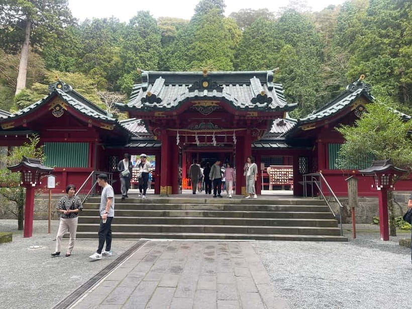 From Tokyo: Mount Fuji Customize Private Day Tour - Hakone, Lake Ashi, and the ropeway option