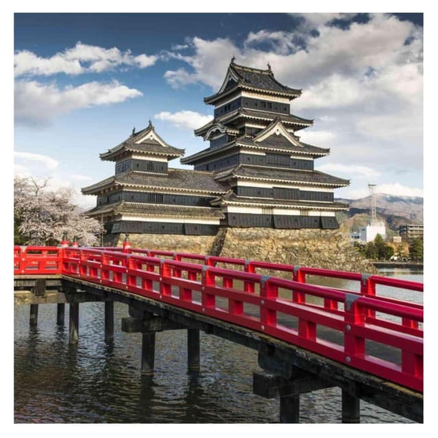 From Tokyo/Nagano: Luxury Snow Monkey Private Full-Day Tour - Shibu Onsen, old streets and public baths
