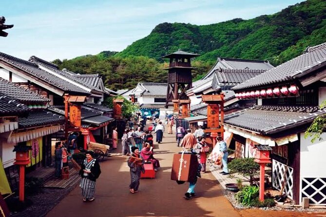 From Tokyo: Nikko Private 1-Day Sightseeing trip with Guide - A private car makes the packed route manageable
