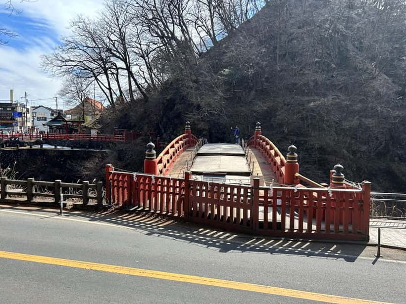 From Tokyo: Nikko, Toshogu Shrine, Waterfall & Chūzenji Lake - Toshogu Shrine, the cultural heart of the day
