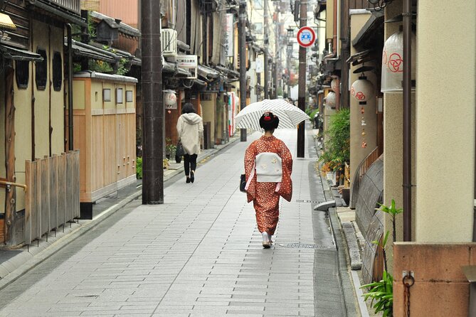 From Tokyo to Kyoto and Nara: A Captivating Full-Day Private Tour - How the private guide changes the day