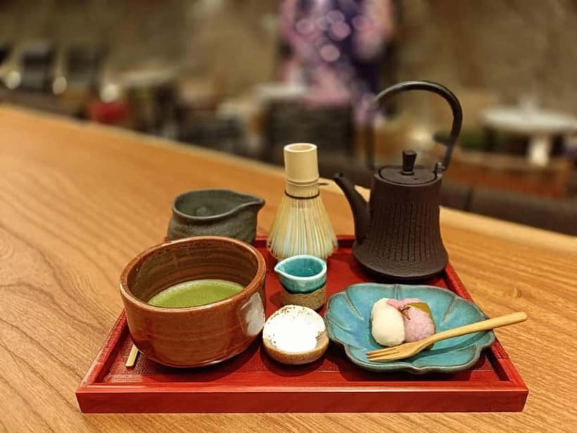 Ginza Tokyo: Easy Matcha (Green Tea) Experience - The difference between casual and formal tea ceremony