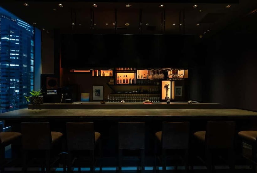 Ginza, Tokyo: Sake Experience with traditional vessels - Learning Sake Without a Formal Lecture