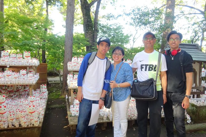 Gotokuji and Setagaya Walking Tour: Home of the Lucky Cat Statue - A ride on the Tokyu Setagaya Line after the walk