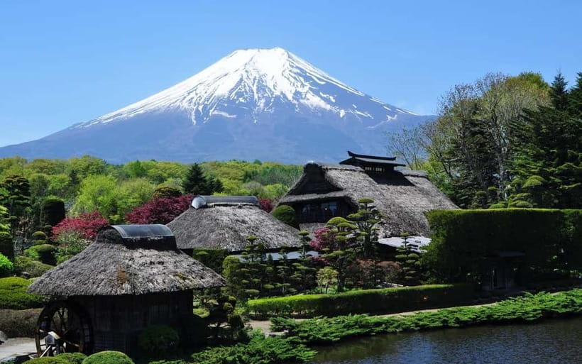 Halfway Up Mt,Fuji, Oshino Hakkai, Kawaguchiko from Tokyo - My recommendation for this Mount Fuji tour