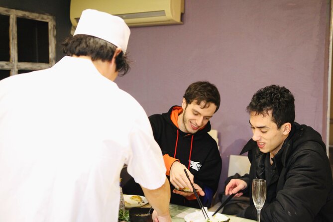 Hand-rolled Sushi Temaki Zushi Workshop in Tokyo - Choosing fillings and building your own rolls