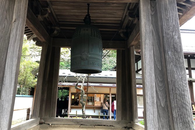 Historic Kamakura: Temples, Shrines and Street Food Private Walking Tour - What the six-hour schedule feels like