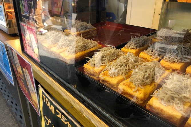 Historic Kamakura: Temples, Shrines and Street Food Private Walking Tour - Engaku-ji: a calm start with Buddha and tengu