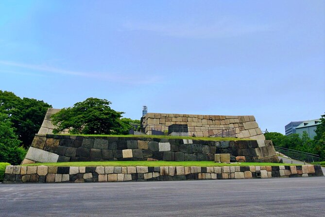 Imperial Palace East Garden and Edo Castle Walking Tour in Tokyo - Who will enjoy this Imperial Palace walk?