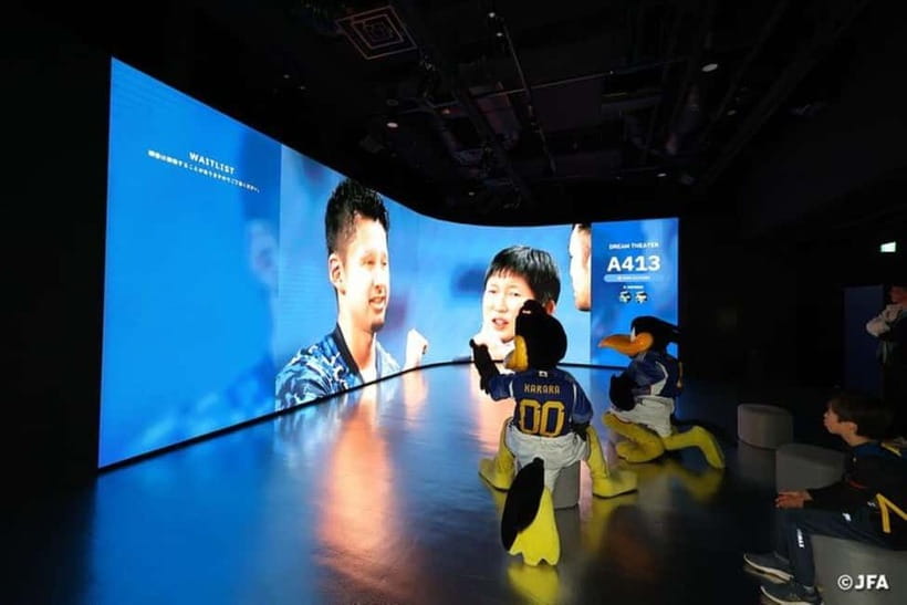 Japan Football Association museum tour at 「blue-ing!」 - Beginning at the Discovery Area Reception