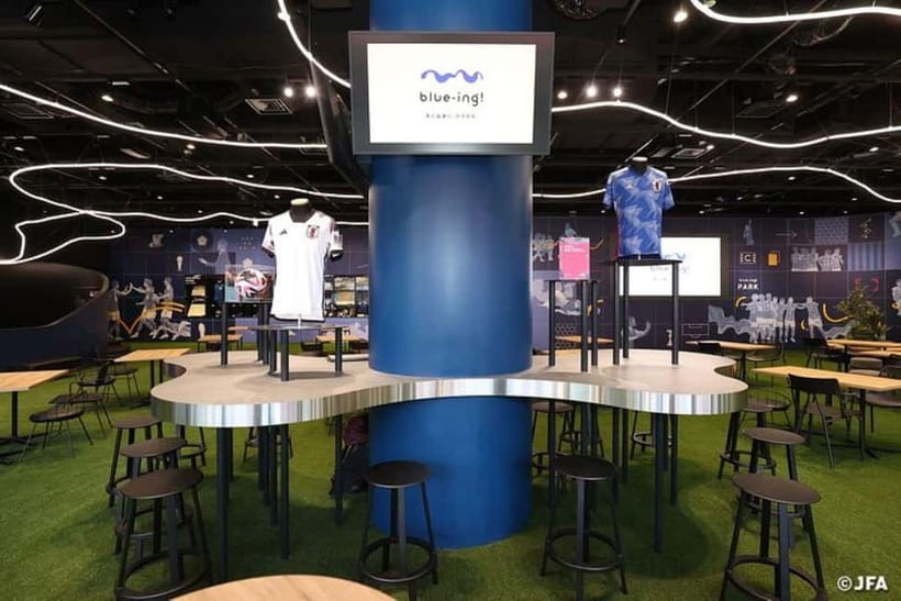 Japan Football Association museum tour at 「blue-ing!」 - The Artificial Turf and Football Ground Feeling