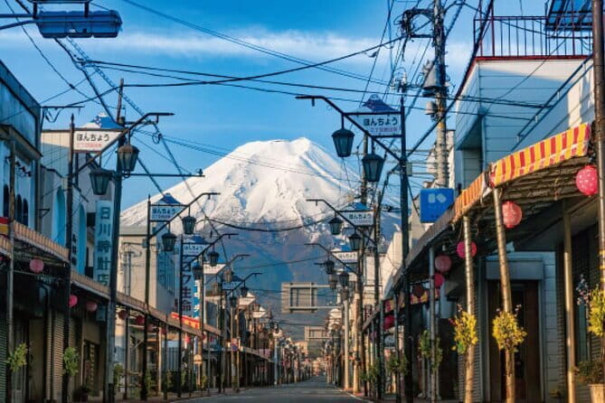 Japan's Best Mount Fuji Tour - Fujiyoshida’s Honcho Street and lunch break