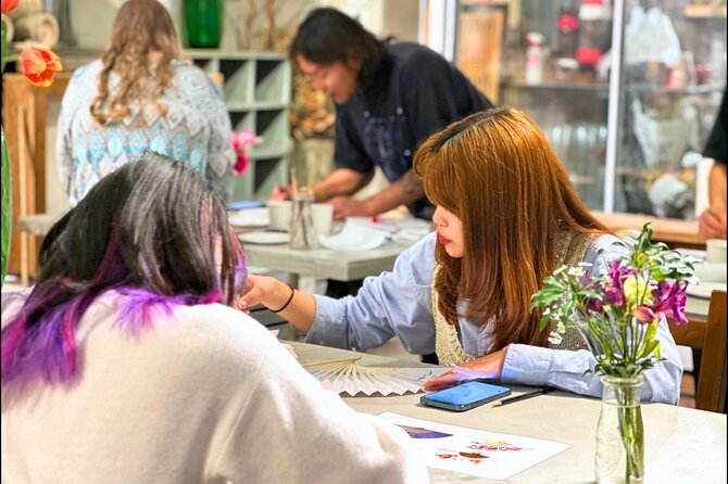 Japanese Fan Painting Workshop ~ in a Tokyo Flower Shop - Painting with acrylic and water-based colors