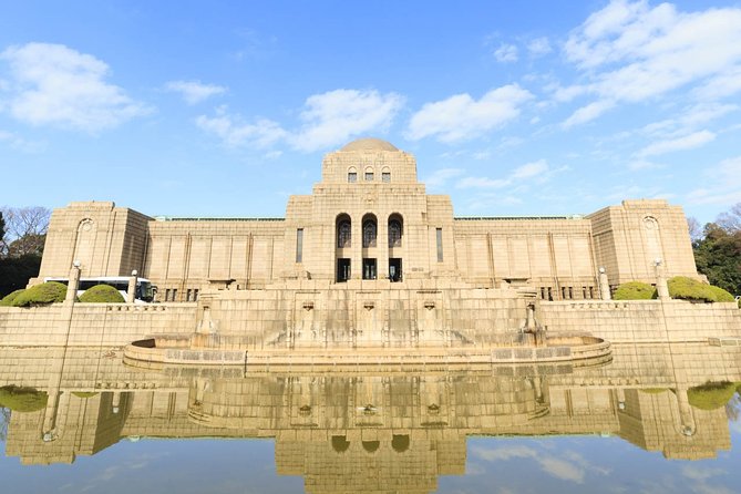 Japanese Garden & Western Architecture: Akasaka exploration tour - Akasaka Palace: the tour’s biggest historical stop