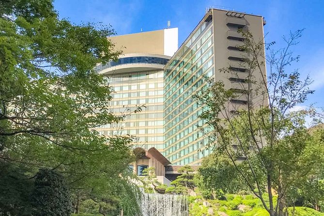 Japanese Garden & Western Architecture: Akasaka exploration tour - Meiji Memorial Picture Gallery: art and national memory