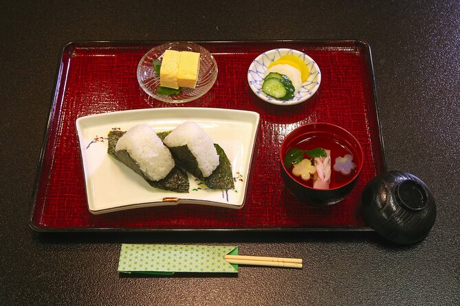Japanese Traditional Breakfast and Tea Ceremony - The Tea Master Explains the Ritual