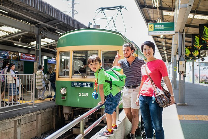Kamakura Day Trip from Tokyo with a Local: Private & Personalized - Hase-dera, temple grounds with seasonal appeal