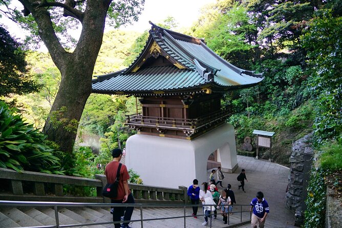Kamakura & Enoshima 1 day bus tour from Tokyo and Yokohama - Optional lunch is a useful pause