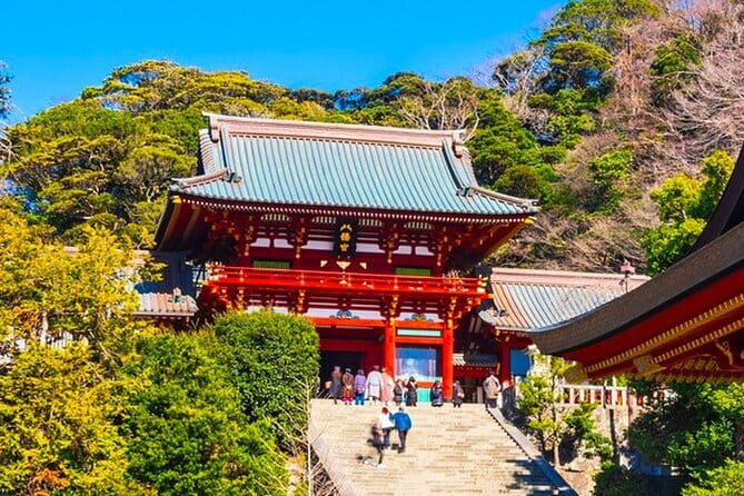 Kamakura Great Buddha and Enoshima with hotel Pickup small group - What kind of Kamakura tour is this?