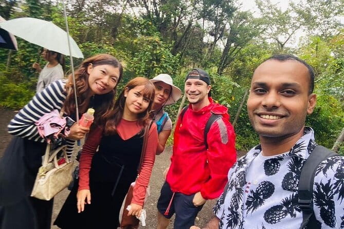 Kamakura Great Buddha and Enoshima with hotel Pickup small group - Kamakura High School and the Slam Dunk crossing