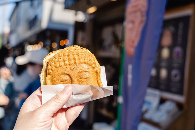 Kamakura Historical and Cultural Day Trip with Local Cuisine - Hasedera, sea views and seasonal flowers
