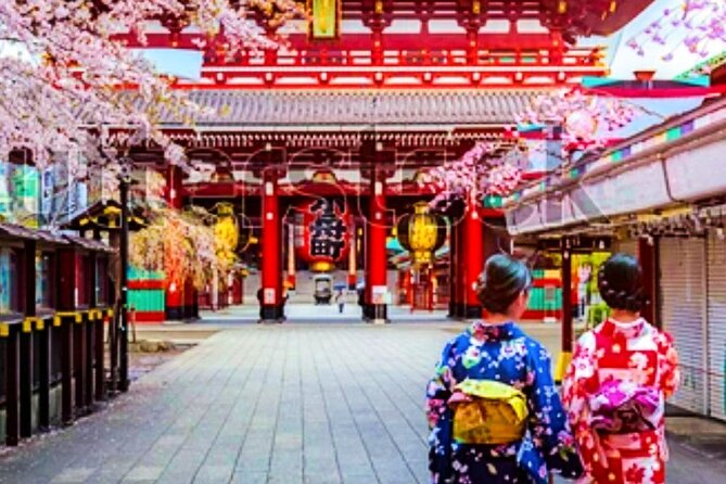 Kimono Tokyo Tour - Asakusa Shrine brings the first photo setting