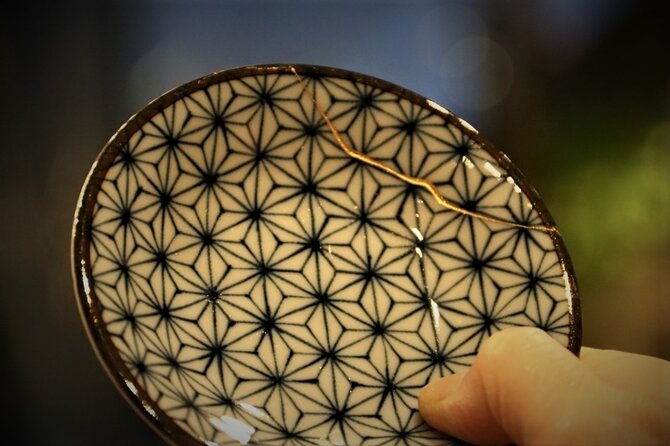 Kintsugi Experience: Art of Golden Joinery in Tokyo - What the teaching is like for beginners