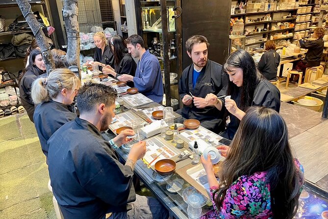 Kintsugi Experience: Art of Golden Joinery in Tokyo - Arriving at the Minami-Aoyama studio