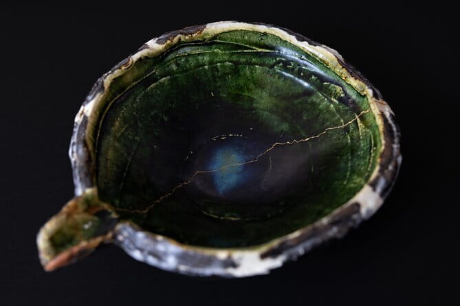 Kintsugi Workshop Class in Shibuya, Tokyo with mon cadeau - Taking Home a Kintsugi Souvenir