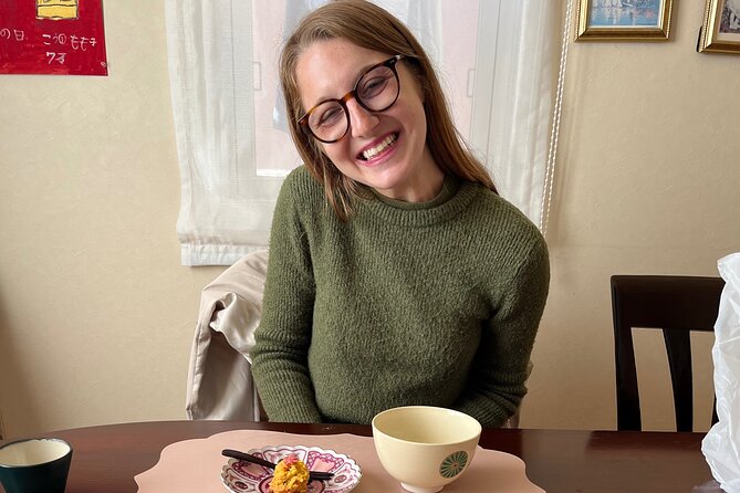 Let's make Wagashi at private home in Yokohama, suburban Tokyo - What the strongest praise points to