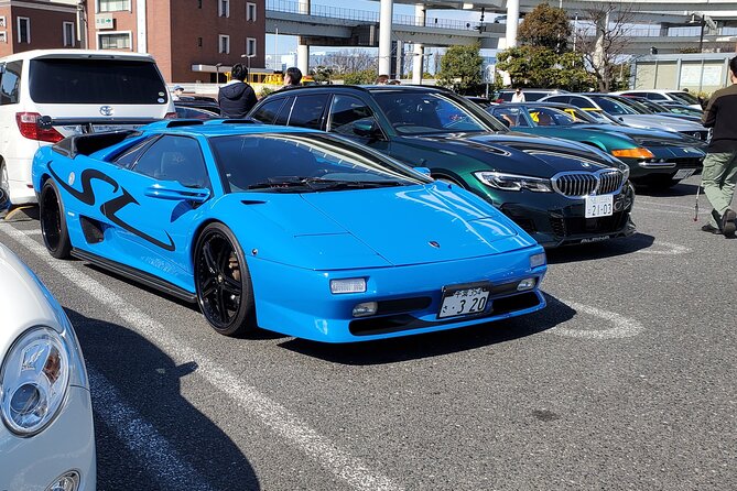 Luxury van Ride to famous car meet up spot Daikoku - Why Daikoku Parking Area is such a special stop