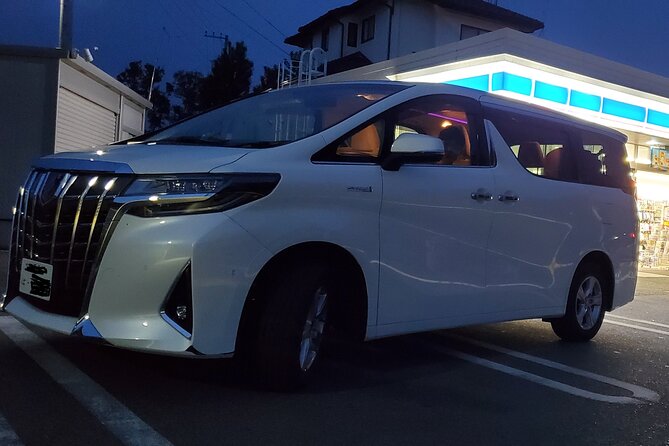 Luxury van Ride to famous car meet up spot Daikoku - A short Odaiba break and the Fuji building