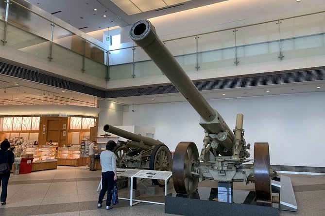 Modern Japanese History Tour in Tokyo - How the guide changes the experience