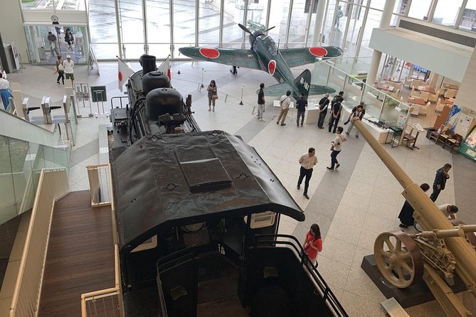 Modern Japanese History Tour in Tokyo - Yasukuni Shrine, remembrance in a peaceful setting