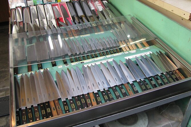 Morning Market Adventure: Toyosu & Tsukiji with Tuna Auction - Tsukiji Outer Market: food, knives, and local color