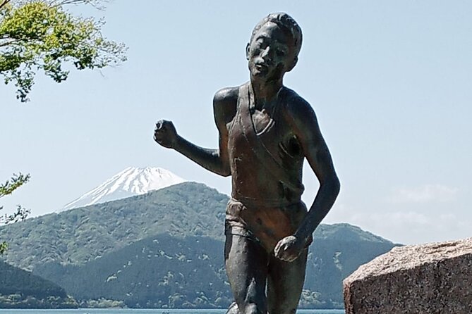 Mount Fuji Escape: A Private Tour - What the guides add to the day