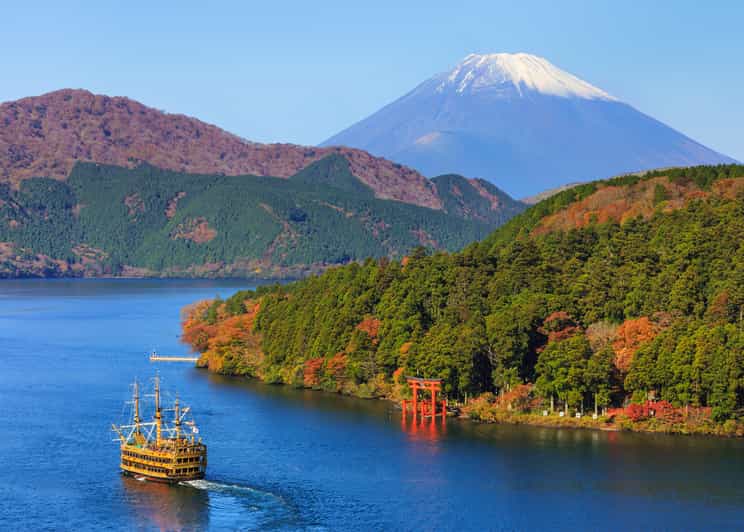 Mount Fuji - Hakone & Onsen Full Day Private Tour - Lake Ashi aboard the pirate-style boat