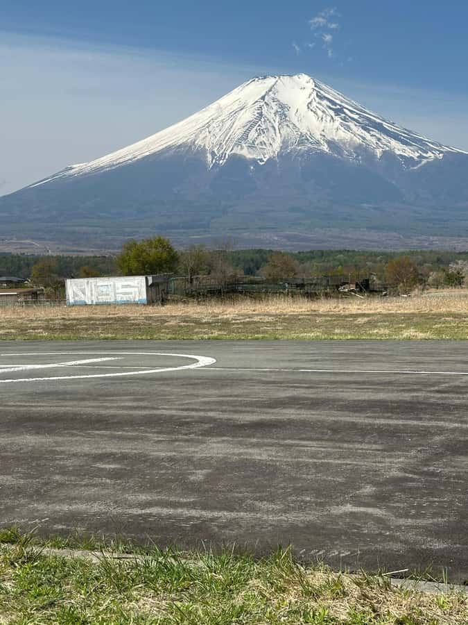 Mount Fuji One Day Private Tour With English Speaking Driver - Chureito Pagoda and the 398-step climb