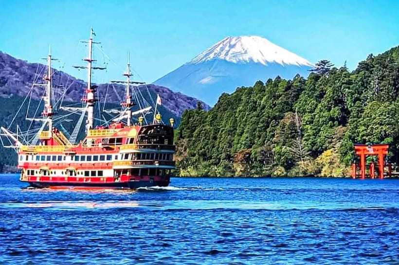 Mt.Fuji Hakone Day Tour With Lake Ashi Cruise, FREE Ropeway - Hakone Shrine and the cedar path to Lake Ashi