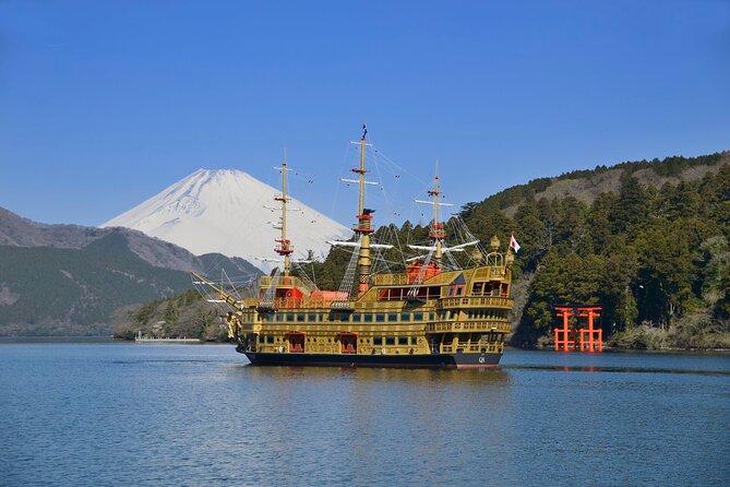 Mt. Fuji & Hakone: Fuji Sengen Shrine, Cruise, and Ramen-Making - Starting in Shinjuku at 7:40 a.m.
