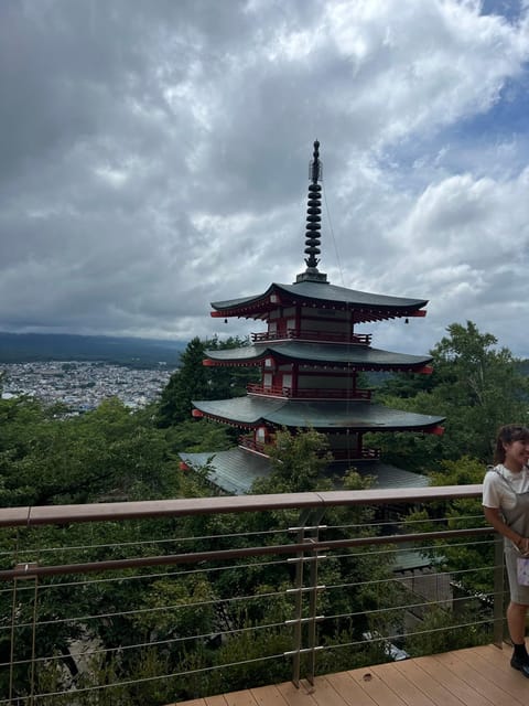MT.Fuji: Mount Fuji Private day Tour With Guide - Oishi Park for flowers, lake views, and dessert