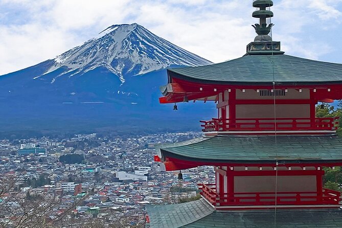 Mt. Fuji, Oishi Park & Arakurayama Pagoda Bus Tour with Lunch - Lunch in Fujikawaguchiko
