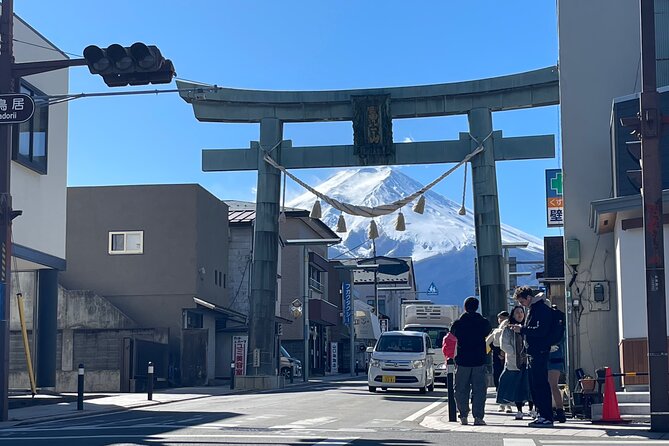 Mt FUJI - Panoramic Tour w/ Hoto Lunch, JP Sake & Onsen tatto OK! - Bread at Dangozaka and sake at Sasaichi Shuzo