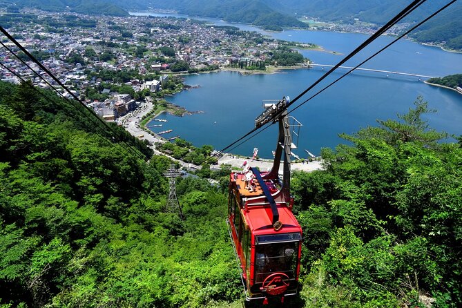 Mt. Fuji Tours with Kawaguchi Lake Ropeway View English Speaking - How weather changes the entire experience