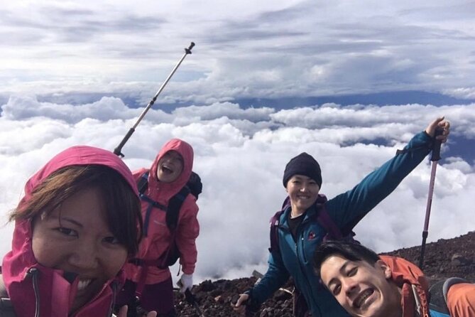 Mt.Fuji Trekking 1 Day Tour up to the summit - What the private price buys you
