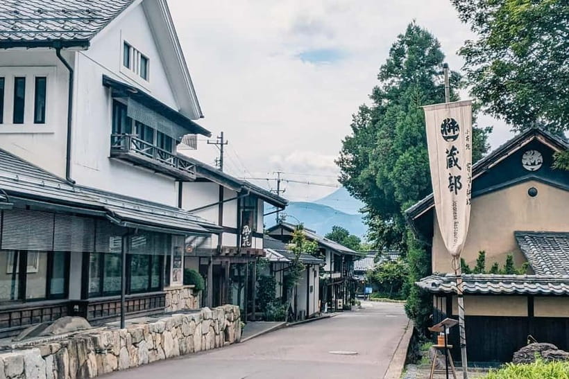 Nagano & Tokyo: Snow Monkey & Zenkoji Temple Private Tour - Zenkoji Temple, a major Nagano landmark
