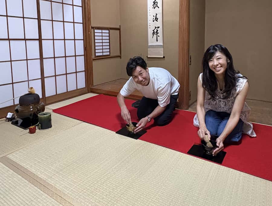 【NEW】Shibuya Tea Ceremony Tokyo-Chaan - Making your own bowl of matcha