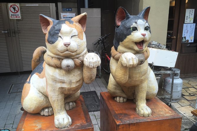 Nezu Shrine and Yanaka backstreet walking tour by Storyteller - Yuyake Dandan and the final view