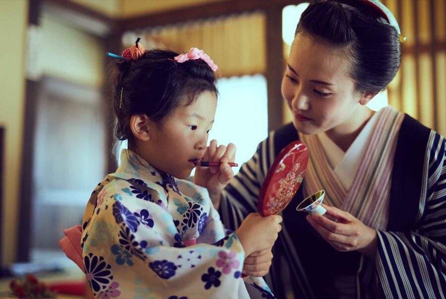 Nikko: Edo Wonderland Edomura Cultural Theme Park Ticket - Renting a kimono and choosing your Edo identity