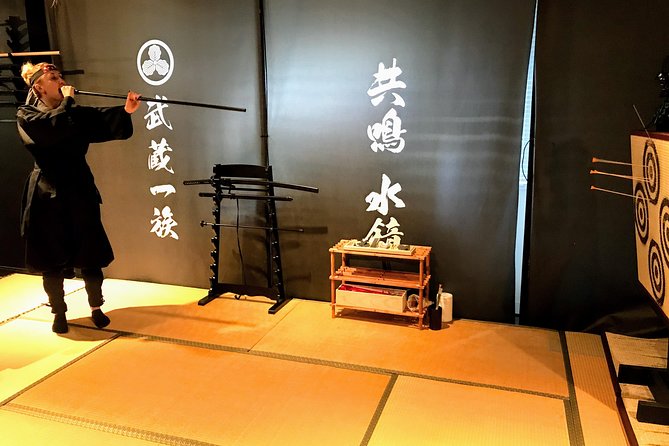 Ninja Samurai 2-hour hands-on lesson by Japanese master in Tokyo - Shuriken, blow darts, and ninja tools